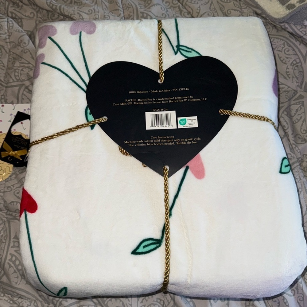 Rachel Roy Valentines Day Pink Heart  Throw Blanket ♥️💜🩷